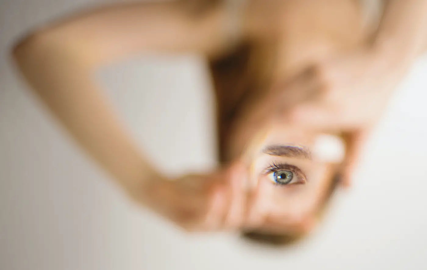 Sausos odos priežiūra: kokią rutiną pasirinkti ir kaip apsaugoti odą?