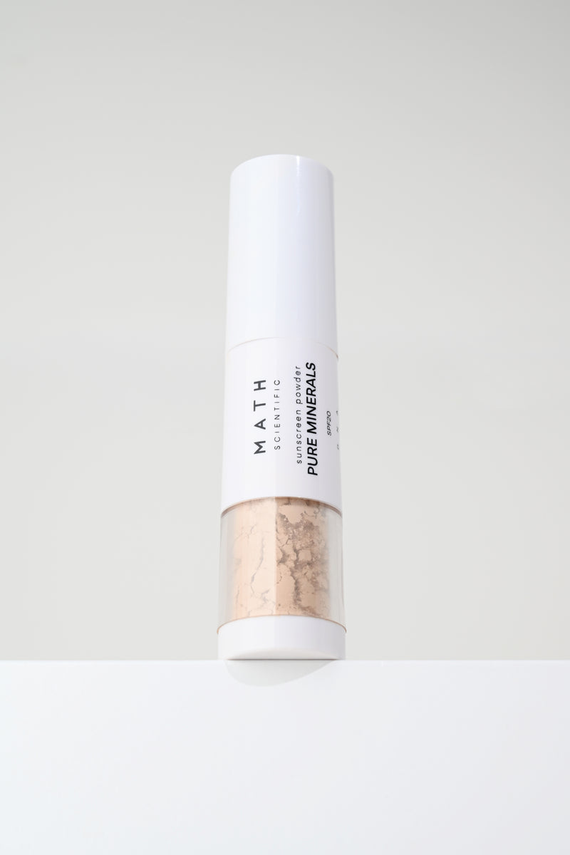 Biri mineralinė pudra-šepetėlis su SPF20 PURE MINERALS