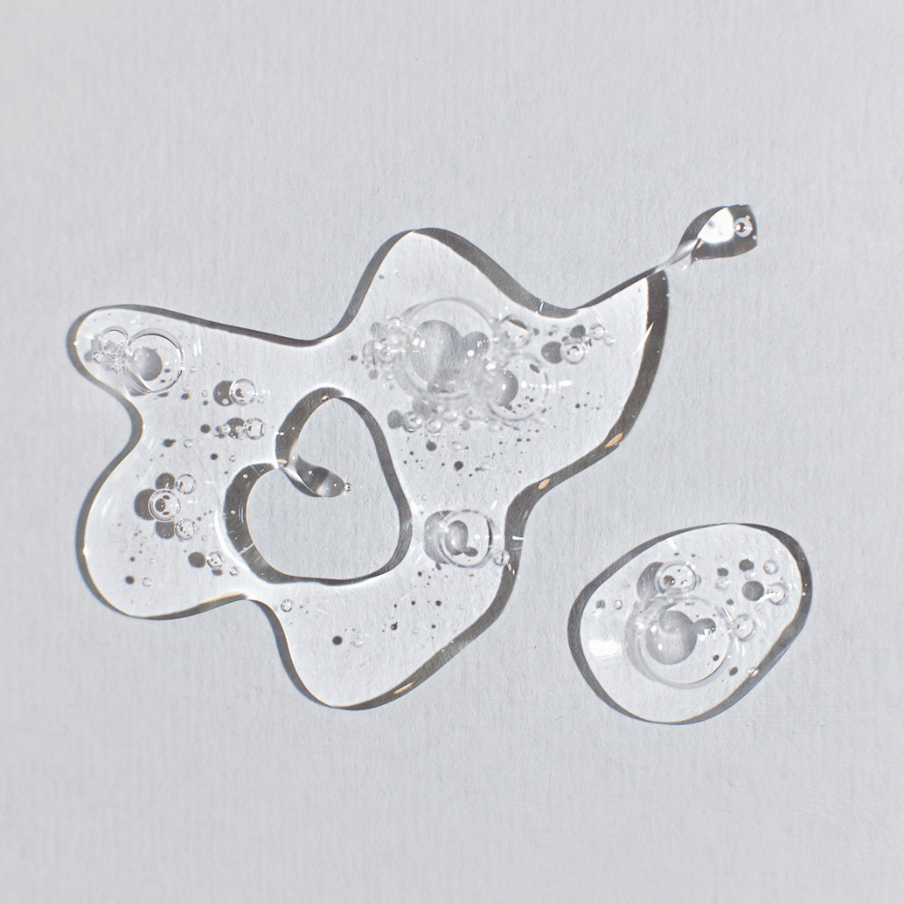 Serumas porų ir riebaluotumo mažinimui NIACINAMIDE+