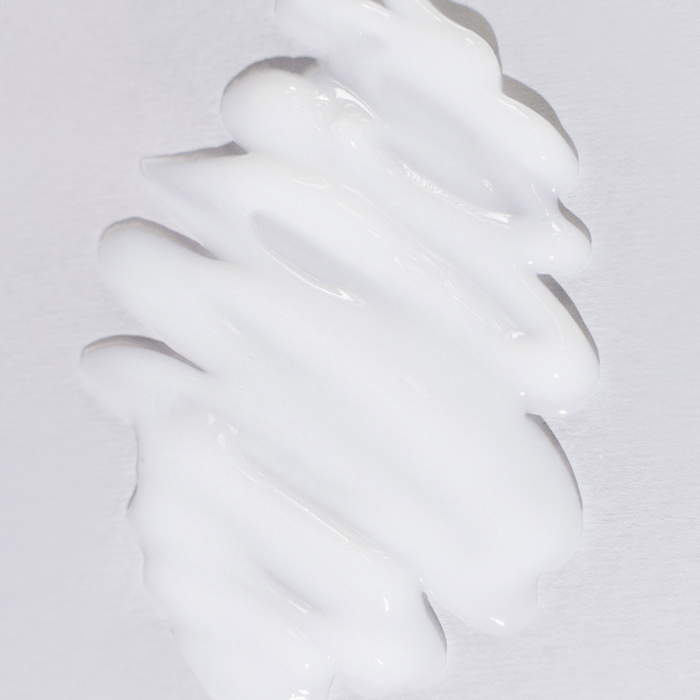 Drėkinamasis kremas nuo išsiplėtusių porų ir pigmentinių dėmių NIACINA